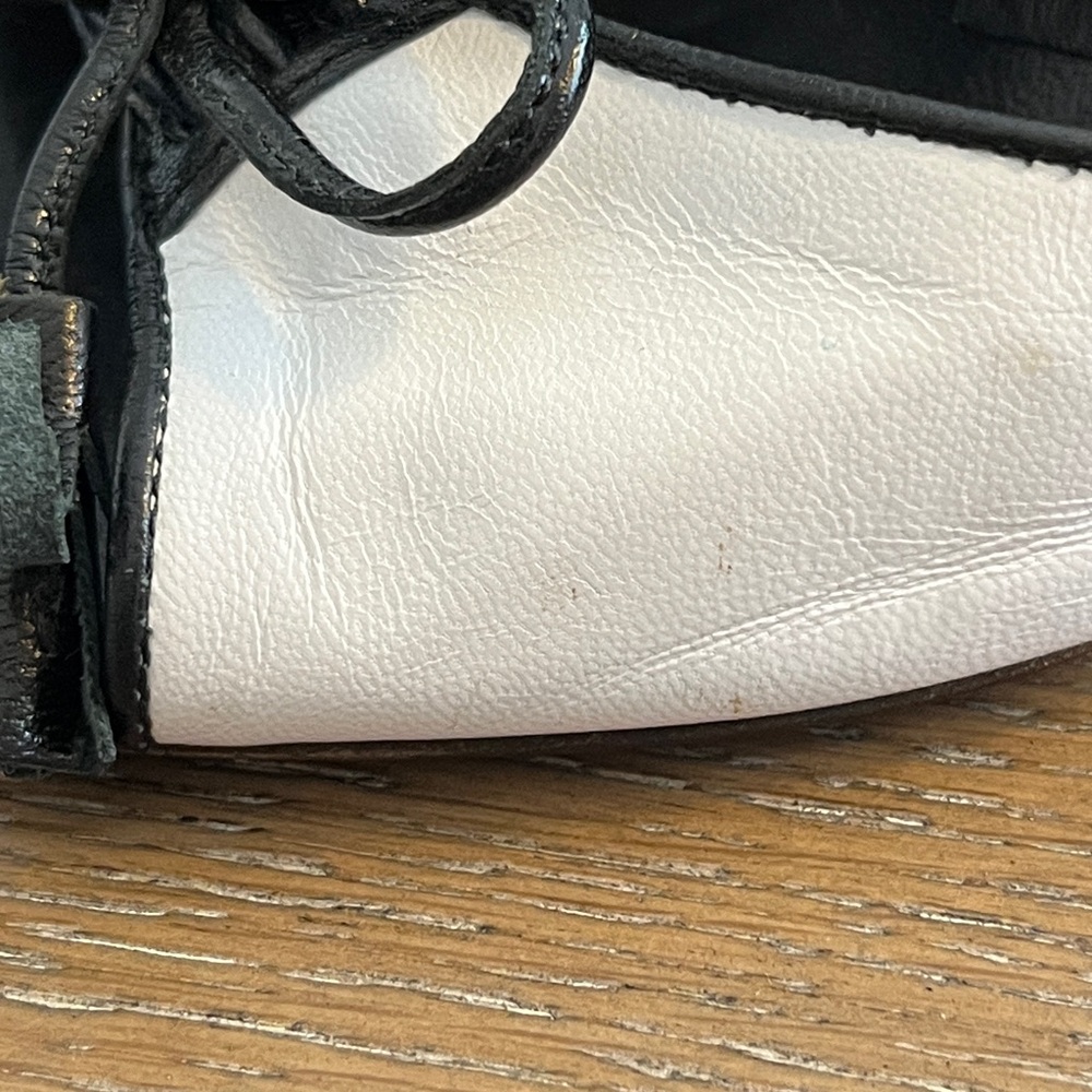Claudia Ciuti Black and White Leather Women's Mules Size 7.5 - Picture 8 of 9